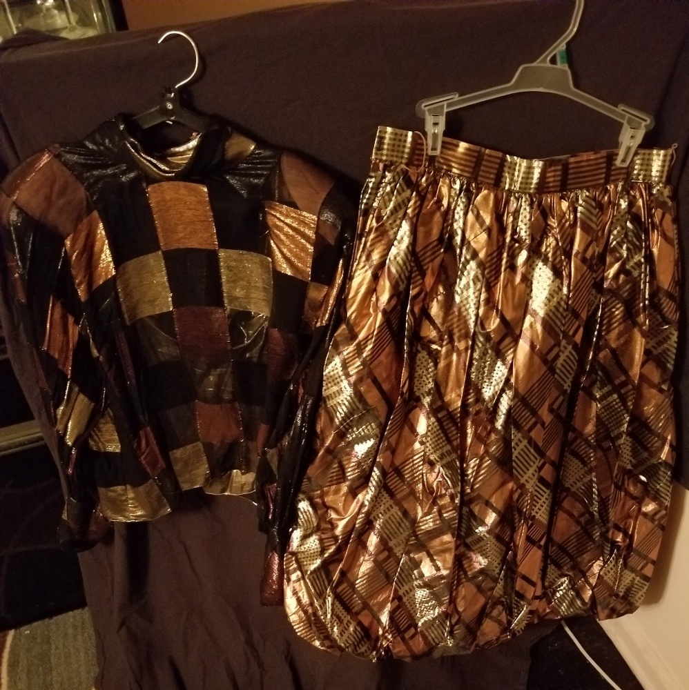 Metallic skirt set